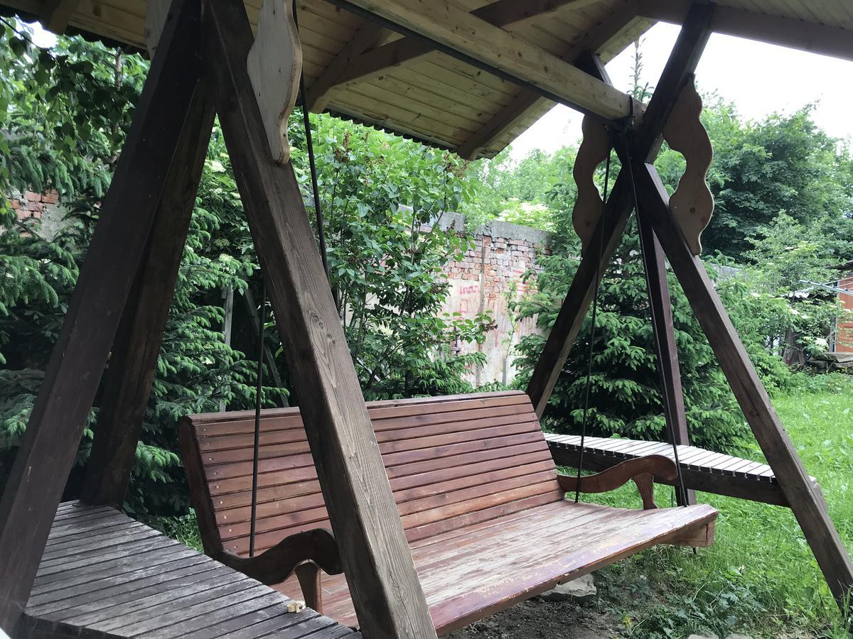 Cottage Shchaslyvyi Yaremche Bagian luar foto